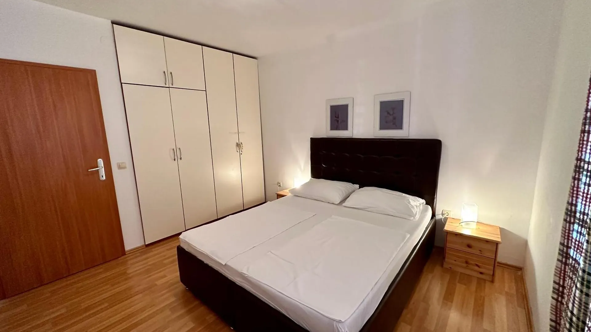 נובי ווינודולסקי Apartmani Velvet Vista 0*, נובי ווינודולסקי