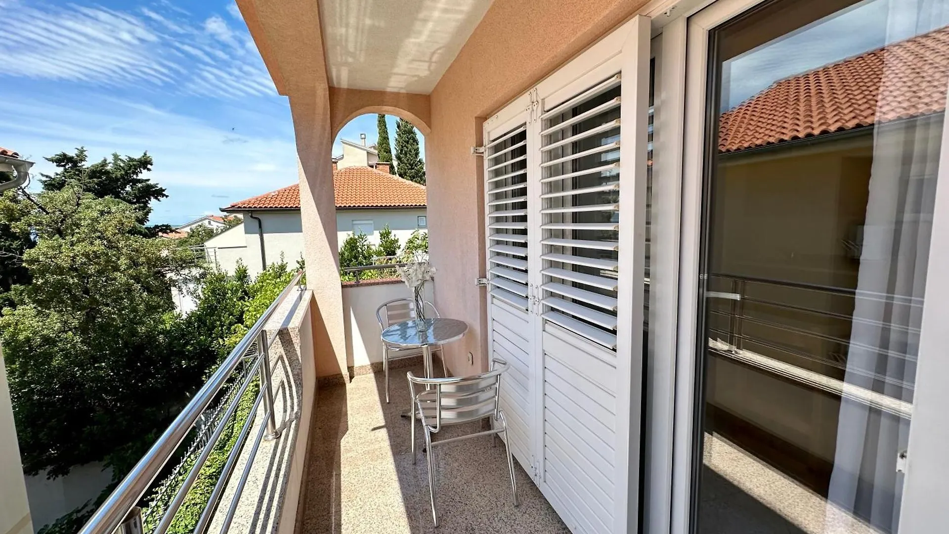 נובי ווינודולסקי Apartmani Velvet Vista 0*, נובי ווינודולסקי