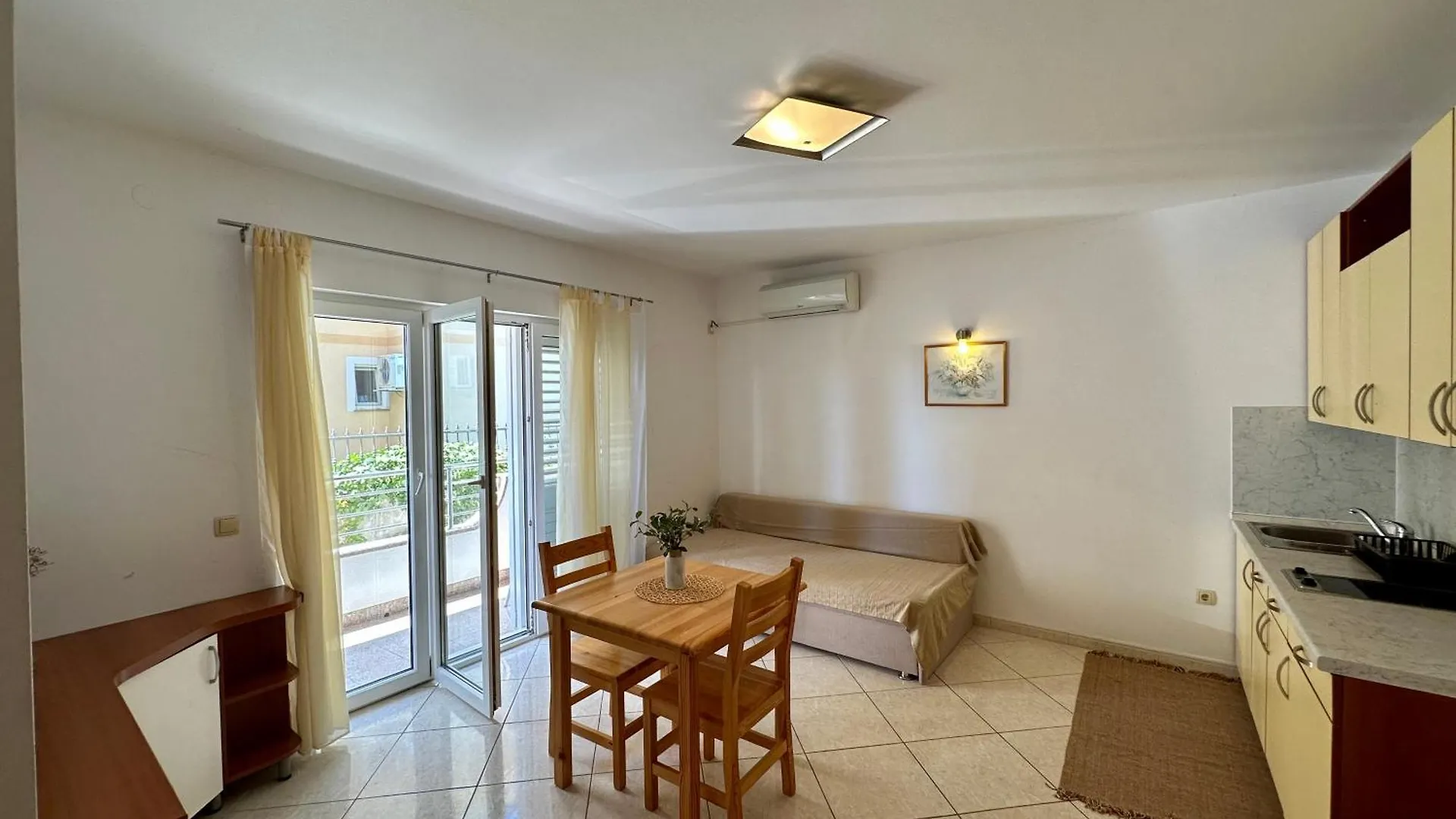 נובי ווינודולסקי Apartmani Velvet Vista דירה