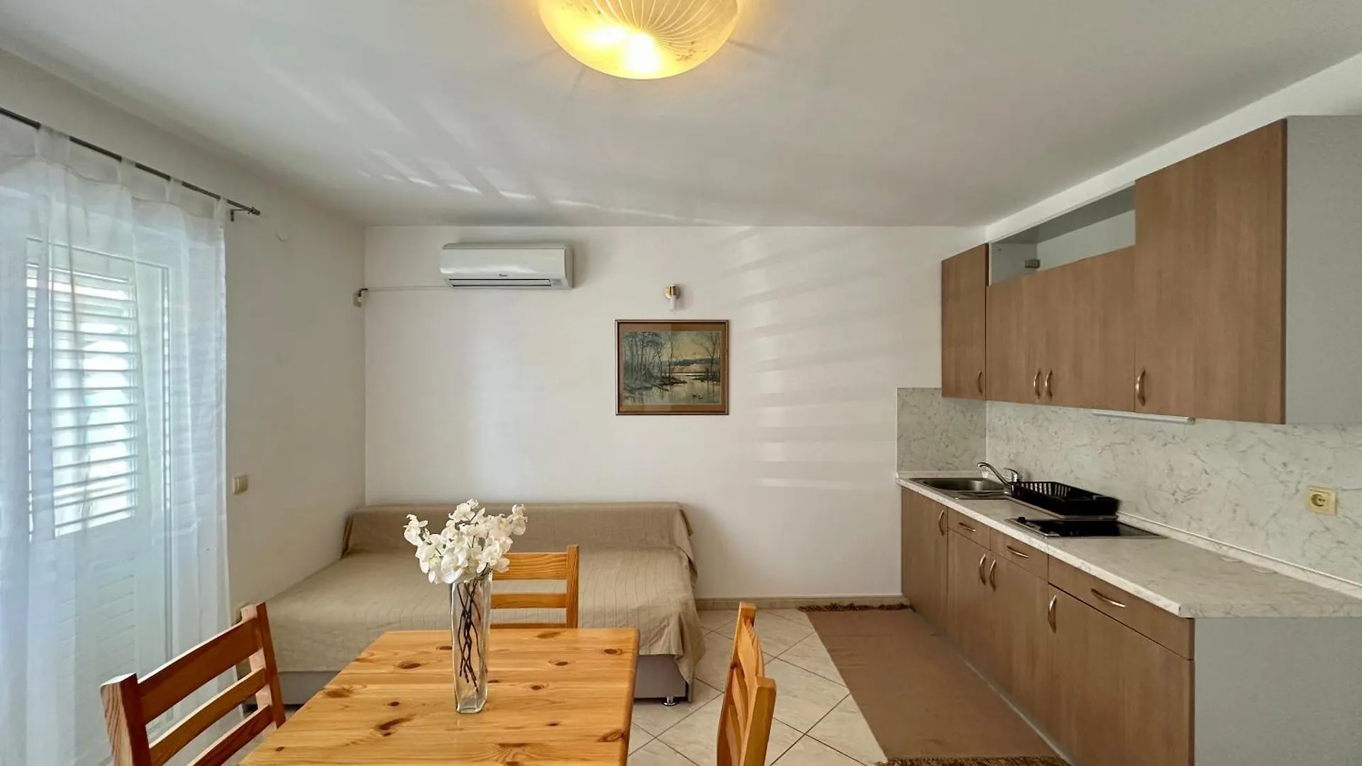 נובי ווינודולסקי Apartmani Velvet Vista 0*, נובי ווינודולסקי