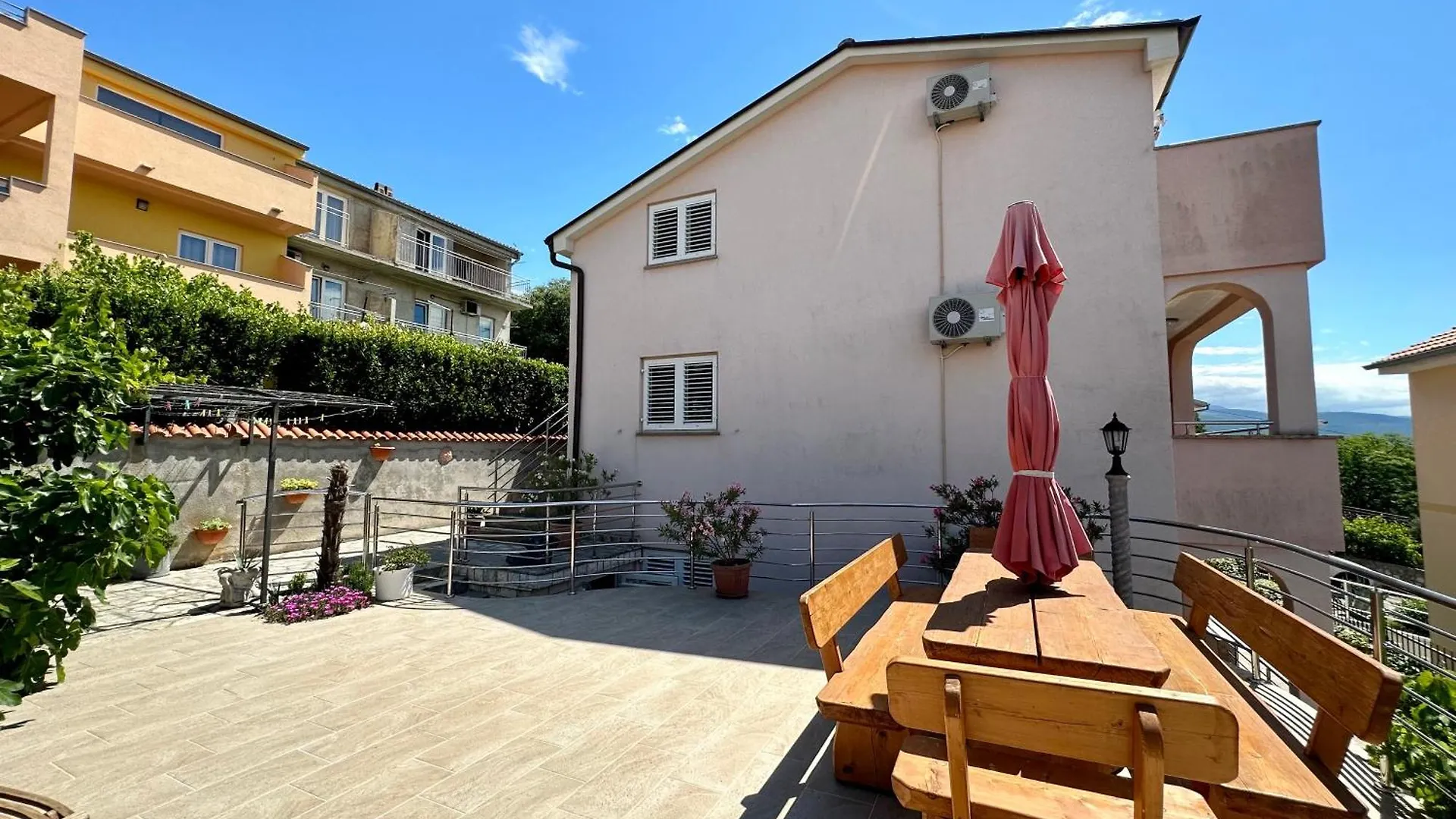 דירה נובי ווינודולסקי Apartmani Velvet Vista